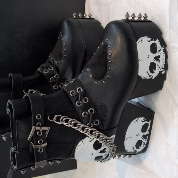 Seven Seas Platform Ankle Boots - Picture 7 of 15